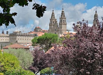 spain/camino-de-santiago/landmark/parque-da-alameda-santiago-de-compostela