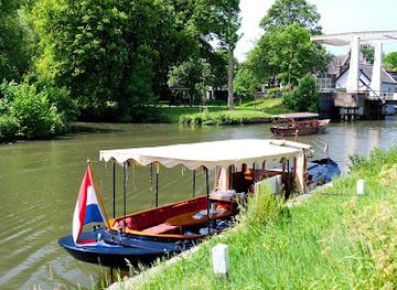 netherlands/vechtstreek/landmark/zuylen-castle