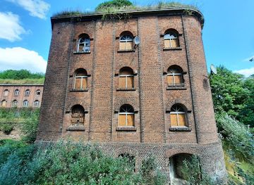 poland/torun/landmark/twierdza-torun-fort-sw-jakuba