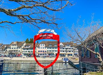 switzerland/western-switzerland/landmark/grand-tour-of-switzerland-photo-spot-stafa