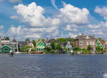 netherlands/zaanstreek/landmark/honig-breethuis