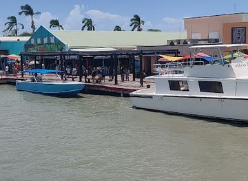 belize/belize-city/queen-s-square/landmark/belize-city