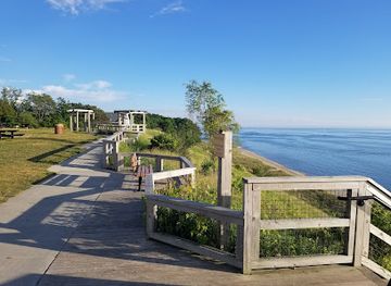 michigan/holland-state-park/landmark/tunnel-park