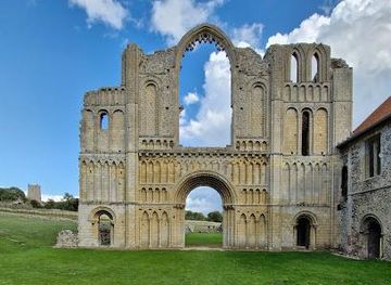 united-kingdom/norwich/landmark/castle-acre-priory