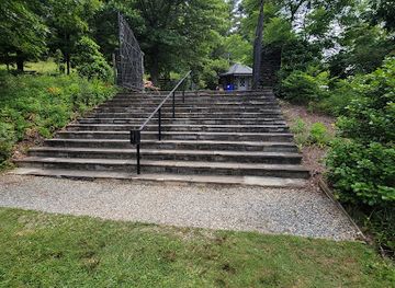 north-carolina/boone/landmark/daniel-boone-native-gardens