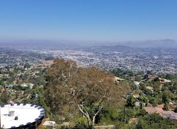 california/san-diego-county/landmark/mt-helix-park