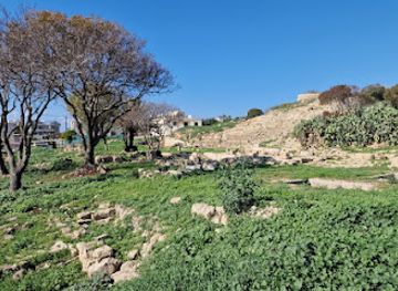 cyprus/paphos/landmark/hellenistic-circuit-wall-remains