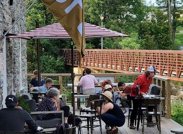 vermont/middlebury/landmark/the-rooms-at-the-stone-mill