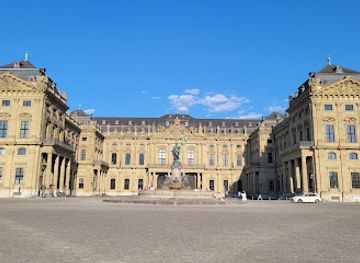 germany/wurzburg/residenz/landmark/residenzplatz