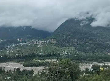 Small Waterfall Vashisht