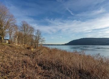 pennsylvania/susquehanna-valley/landmark/rockville-bridge