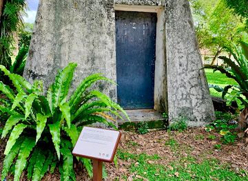 singapore/east-coast-park/landmark/battle-box-escape-shaft