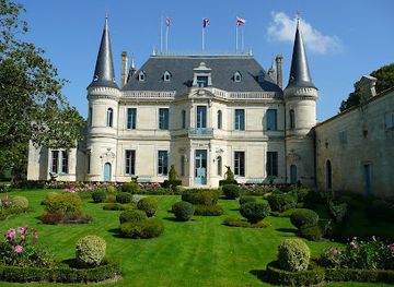 france/aquitaine/landmark/33tour-bordeaux-chateaux