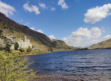 ireland/county-galway/landmark/wild-atlantic-way-day-tours