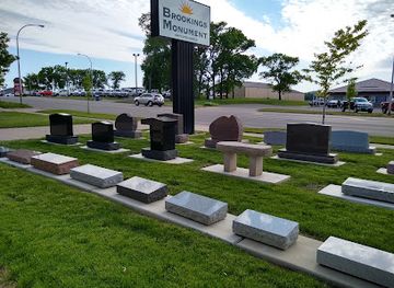 south-dakota/brookings/landmark/brookings-monument-a-sunburst-memorials-store