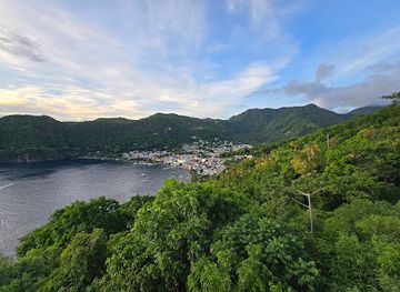 saint-lucia/soufriere/landmark/soufriere-view-point