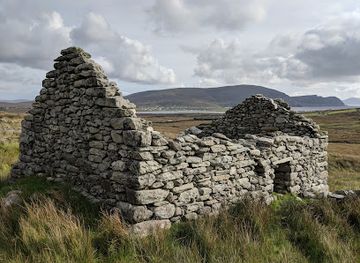 ireland/achill-island/landmark/slievemore-deserted-village
