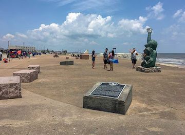 texas/gulf-coast/landmark/galveston-seawall