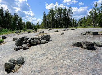canada/manitoba/landmark/bannock-point-petroforms