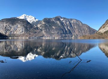 austria/styria/landmark/palais-saurau-mit-turkenfigur