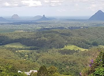 australia/far-north-queensland/landmark/mccarthy-s-lookout