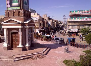 pakistan/central-punjab/landmark/clock-tower-sangla-hill