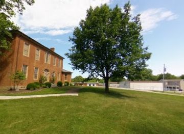 kentucky/knobs-region/landmark/holly-rood