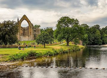united-kingdom/yorkshire/landmark/bolton-priory