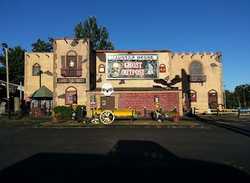 wisconsin/wisconsin-dells/landmark/ghost-outpost