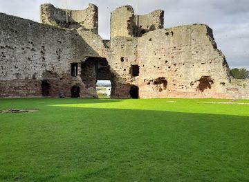 united-kingdom/clwyd/landmark/castell-rhuddlan