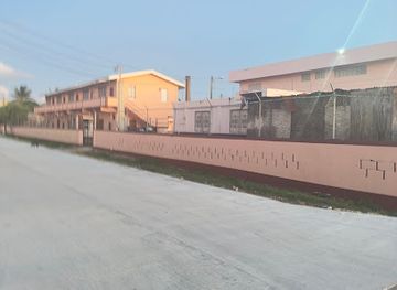 belize/belize-city/queen-s-square/landmark/queen-s-square-anglican-school