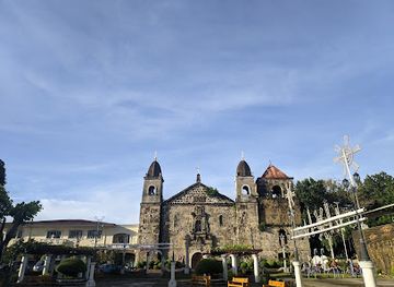 philippines/western-visayas/landmark/tigbauan-church