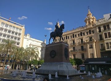 spain/cordoba/landmark/plaza-de-las-tendillas