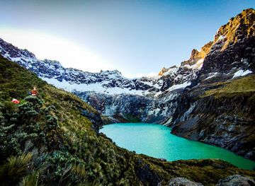 ecuador/oriente/landmark/laguna-amarilla