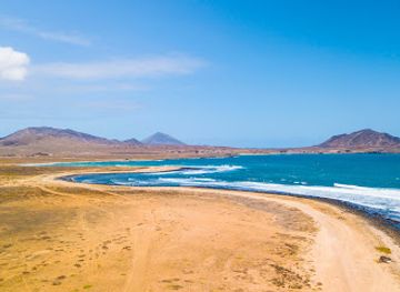 cabo-verde/sao-vicente/landmark/shark-bay