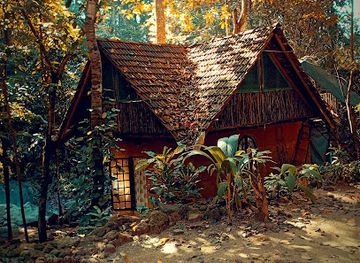 sri-lanka/kitulgala/landmark/cave-n-falls-nature-resort-water-park