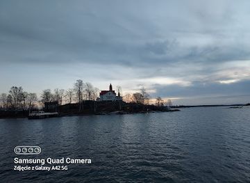 finland/helsinki-archipelago/landmark/statue-of-peace