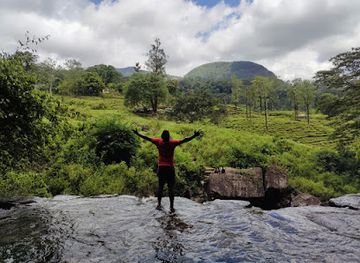 sri-lanka/matale-district/landmark/saree-ella-waterfall