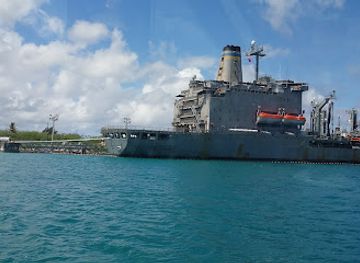 guam/tamuning-beach/landmark/atlantis-submarine-guam