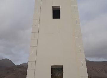 cabo-verde/praia-de-bote/landmark/ponta-do-barril-lighthouse