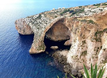 malta/fawwara-area/landmark/blue-grotto