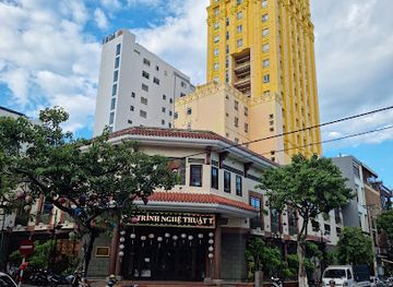 vietnam/da-nang/landmark/nguyen-hien-dinh-tuong-theater