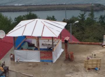 turkiye/trabzon/carsibasi/landmark/evin-ustu