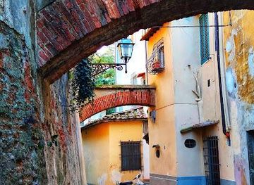 italy/san-gimignano/landmark/costa-s-giorgio