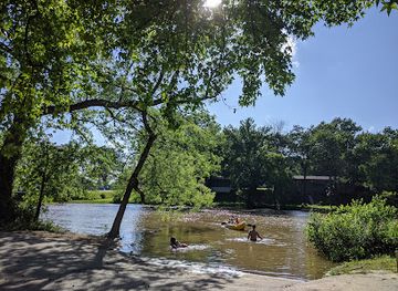 arkansas/ozark-mountains/landmark/finley-river-park