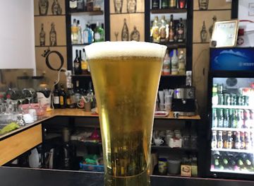 cabo-verde/sal-rei/landmark/queens-pub