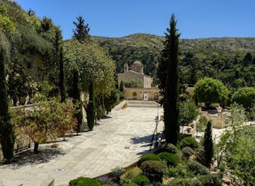 cyprus/adonis-baths-waterfalls/landmark/holy-monastery-of-saint-neophytos-the-recluse