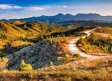 australia/high-country/landmark/razorback-lookout