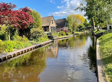 netherlands/giethoorn/landmark/giethoorn-center