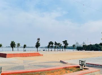 india/hyderabad/hussain-sagar/landmark/love-hyderabad-sculpture